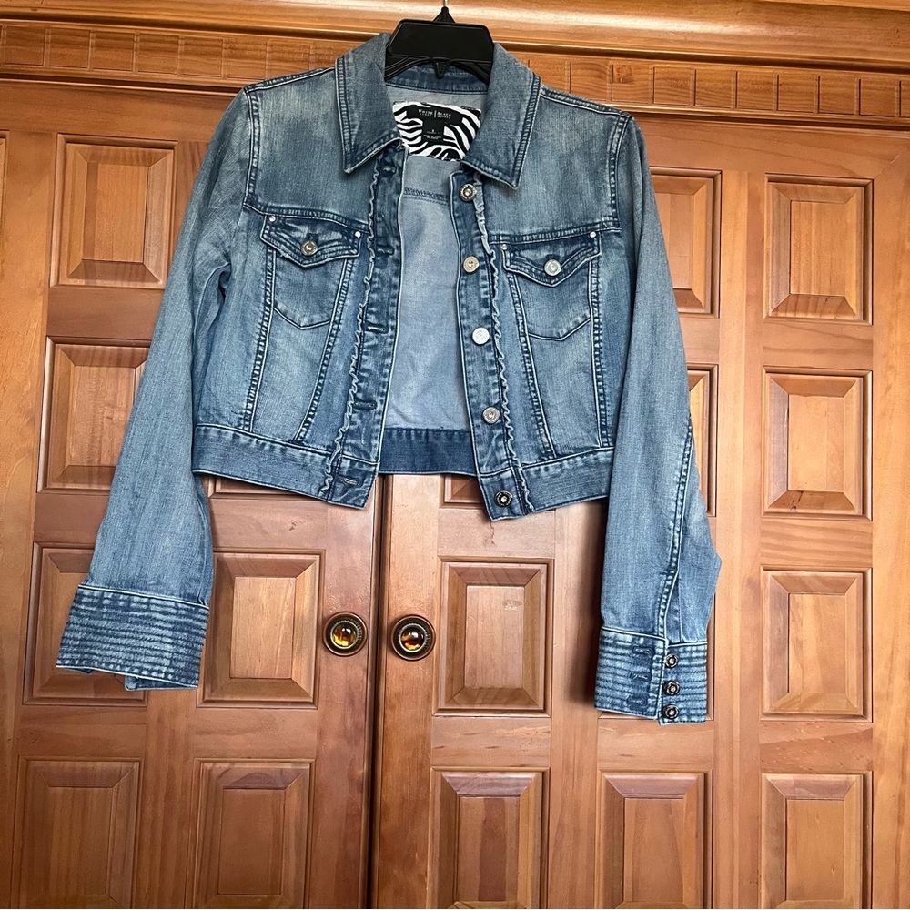 White House Black Market Blue Cropped Jean Jacket Size 2 Excellent Condition